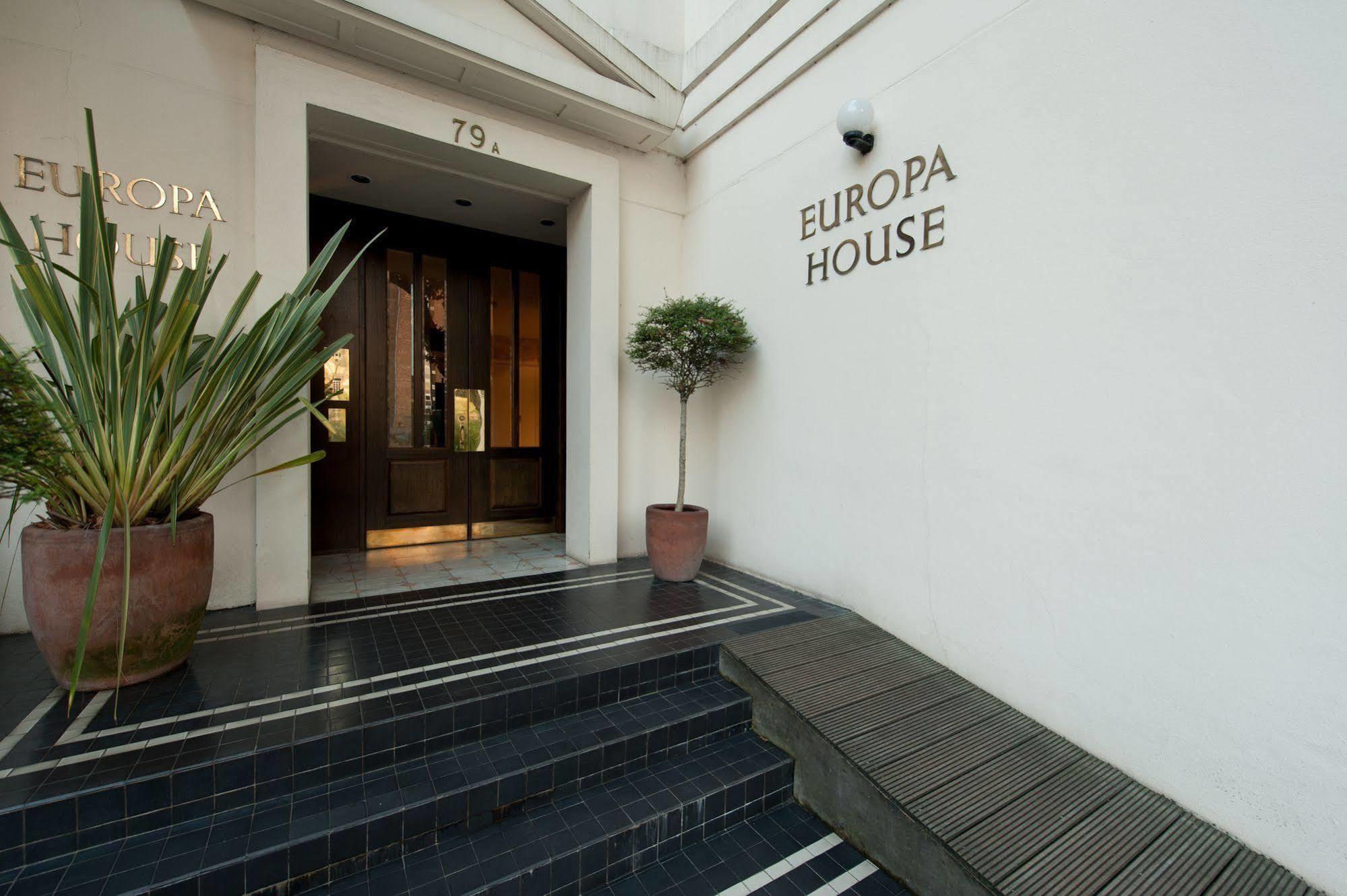 Europa House Apartments Londra Esterno foto